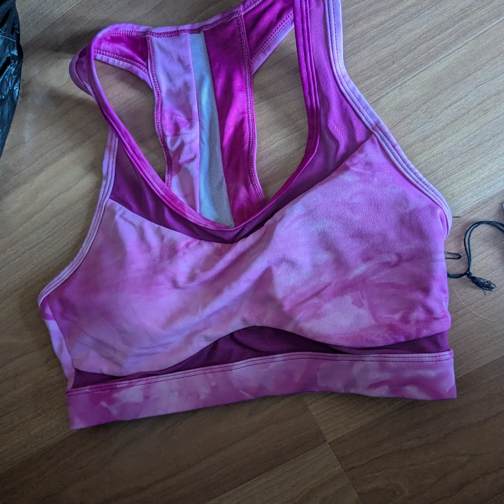 Vibrant Pink Hendrix Sports Bra